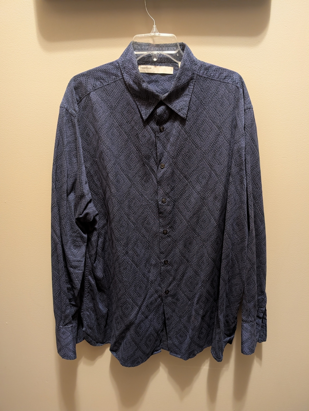 Perry Ellis Navy Diamond-Pattern Dress Shirt